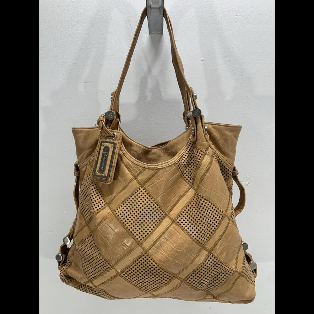 B. Makowsky Beige/Tan Patchwork Leather Weekender Tote Bohemian Shoulder Bag - Picture 3 of 14
